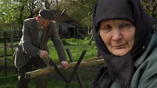 Hard Old Age of Elderly Lonely People in an Abandoned Ukrainian Village Far From Civilization