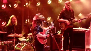 Chris Stapleton,  Parachute (Live), Lafayette, LA, Cajun Dome, November 16, 2023