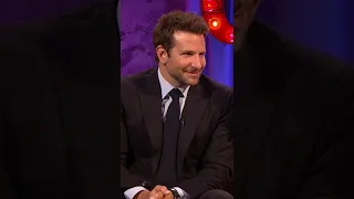 Alan asks Bradley Cooper & Sienna Miller about food orgasms #alancarrchattyman #shorts #celebrity