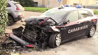 CARABINIERI SI SCHIANTANO DURANTE INSEGUIMENTO ARRIVO CARABINIERI IN SIRENA+ELI COMO+APS VVF BUSTO