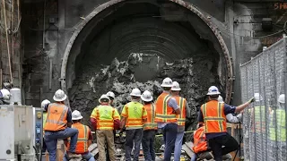 360 video - Monstrous tunnel-boring machine to rear its head in downtown L.A.