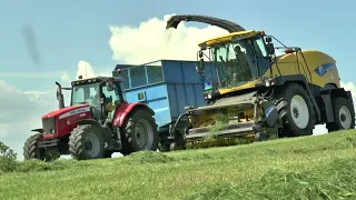 Silage 24 Underway in the North West NH FR 9060 Forager and busy Field full of Action 19 05 24