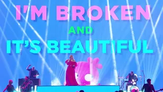 Kelly Clarkson - Broken & Beautiful (from the movie UglyDolls) [Billboard Music Awards Performance]