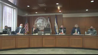 Wheeling City Council talks possibility of garage apartments; proposal heads to Wheeling Planning Co