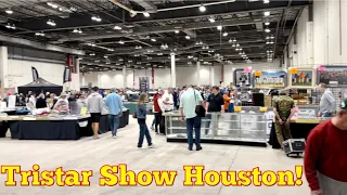 WE WENT TO A HUGE BASEBALL CARD SHOW IN HOUSTON TEXAS!