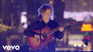 Billy Strings - HIde And Seek (64th GRAMMY Awards Performance)