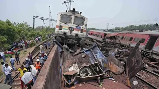 L'un des pires accidents de train en Inde pourrait faire jusqu'à 380 morts