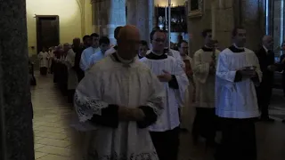 Processione di ingresso per i Vespri solenni in S. Ambrogio