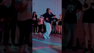 Show Me The Thumka | NYC Bollywood x Shuffle Dance Workshop by @DesiFuze