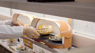 Food Delivery Robot (Bullet Train)  - Sushi Train. Sushi Conveyor- Automated Food Delivery System -