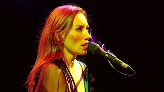 Tori Amos - After the gold rush (Neil Young cover) [Live 2003]