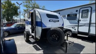 2023 Sunset Park RV SunRay 109 Sport White/Blue