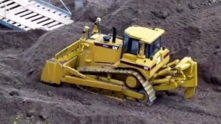 RC Cat Bulldozer High Track Construction