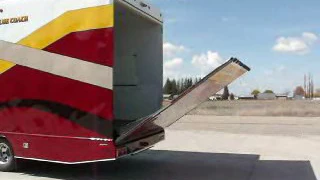 Powerhouse Trailer w/Remote Control Hydraulic Ramp and Low Load Angle