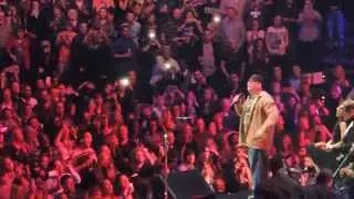 Justin Timberlake and Garth Brooks sing Friends in