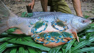 Unbelievable Sea Crab in Biggest Stomach then Cook Eat to Survival