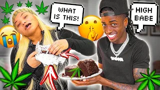 I GAVE MY GIRLFRIEND A EDIBLE WITHOUT HER KNOWING & SHE FAINTED .. 😳 *hilarious*
