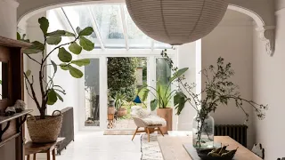 Old Meets New • Bright & Elegant Home With Vintage Elements • London