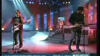 Blink-182 - Feeling This Live Fuel TV