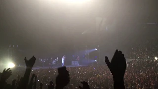Paramore - "Misery Business" (Manila 2018)