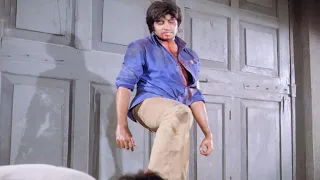 Jab Amitabh Bachchan Ne Hafta Vasooli Walon Ko Dho Dhokar Chakaya Maza - Deewar