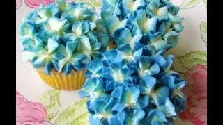 How to make a BUTTERCREAM HYDRANGEA CUPCAKE