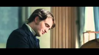 'Bel Ami' Clip #2: Georges (Robert Pattinson) Flirts With Madeleine (Uma Thurman)