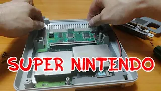 РАЗБИРАЕМ SUPER NINTENDO SNES | ЧТО ВНУТРИ КОНСОЛИ