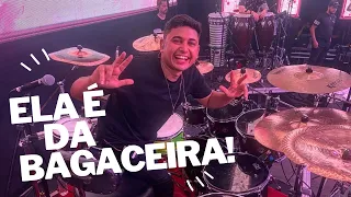 ELA É DA BAGACEIRA - PINGO BATERA - WALLAS ARRAIS ( A baqueta quase caiu de novo ? 😂 )