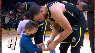 The warriors receive their all star rings from their kids