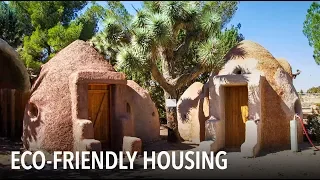 How to build an earth-friendly home with sandbags | VOA Connect