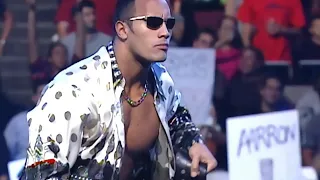 The Rock Entrance 2000 MSG, NYC ( Huge Pop) - RAW IS WAR!