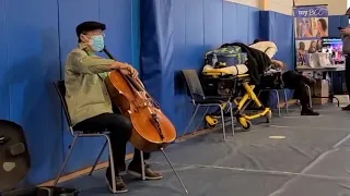 Cellist Yo-Yo Ma gives surprise concert at vaccination site