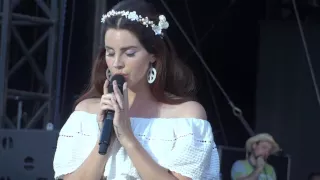 Lana Del Rey - Cruel World @ Vieilles charrues 2016