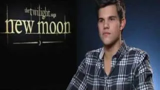 Taylor Lautner Talks New Moon