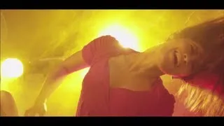 Hiphop Tamizha - Club le Mabbu le (Official Music Video)