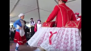 Maskarada - Basque dancers perform glass dance flawlessly