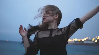 Kateriana - Rara Avis (Official Music Video)
