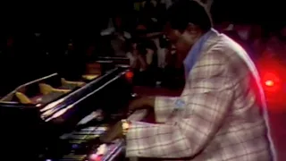 Solo Concert in Chateauvallon... On a Clear Day - Oscar Peterson (1974)