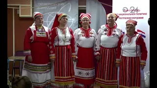 Мордовская песня: Пандо прясо тол палы (На горе горит огонь). Солист - Нина Прохорова. Казань.