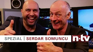 Heute bei n-tv: Serdar Somuncu lädt zu „So! Muncu!“