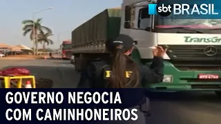 Governo negocia com caminhoneiros o fim dos bloqueios nas estradas | SBT Brasil (09/09/21)