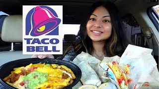 Trying NEW Taco Bell 7 Layer Nacho Fries