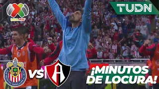 ¡MINUTOS DE LOCURA! Chivas se destapa con par de goles | Chivas 4-1 Atlas | AP2023-J12 | Liga Mx