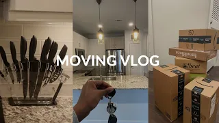 MOVING VLOG I MOVED TO HOUSTON | TARGET + HOME GOODS + GETTING MY PLACE IN ORDER