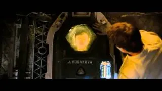 Tom Cruise Oblivion (Забвение) - Official Trailer (HD) RUS