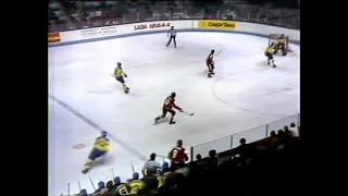 1981 Canada Cup Guy Lafleur scores against Sweden