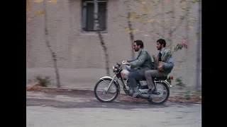 Close-Up (1990) by Abbas Kiarostami, Clip: A scooter, some (red) flowers - and forgiveness...