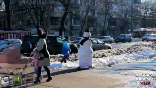 Пранк со снеговиком