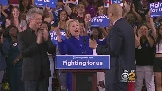 Bon Jovi Joins Clinton